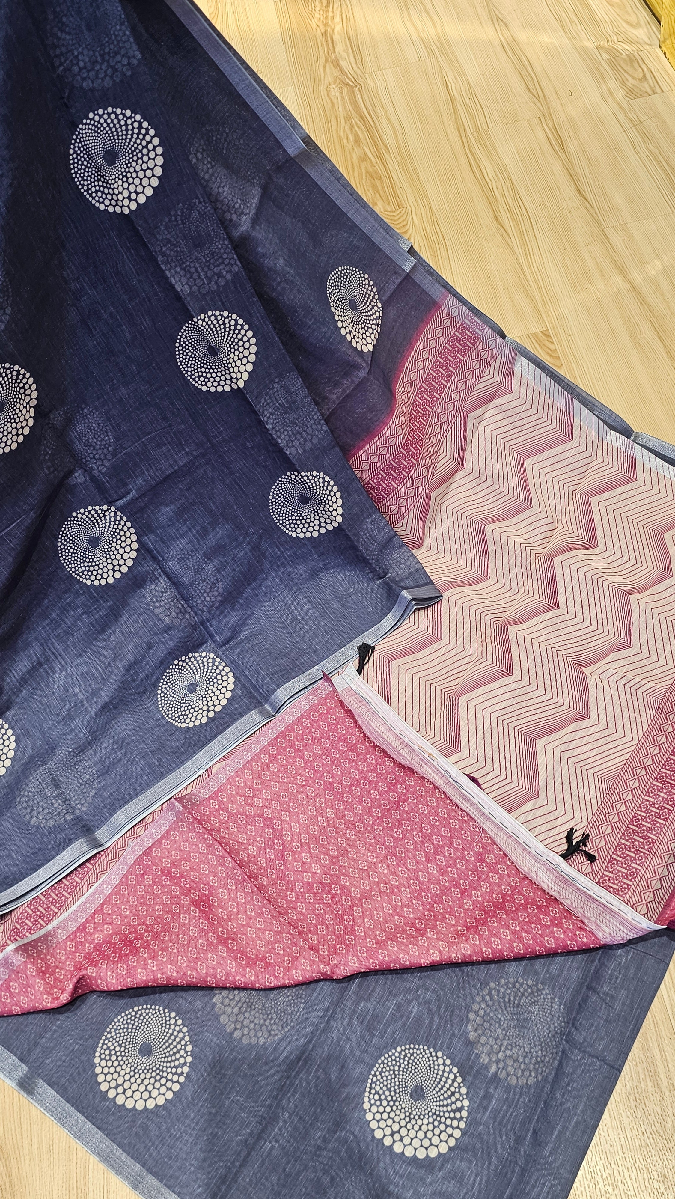 Printed Linen Cotton Saree in Grey & Maroon | Shop Online