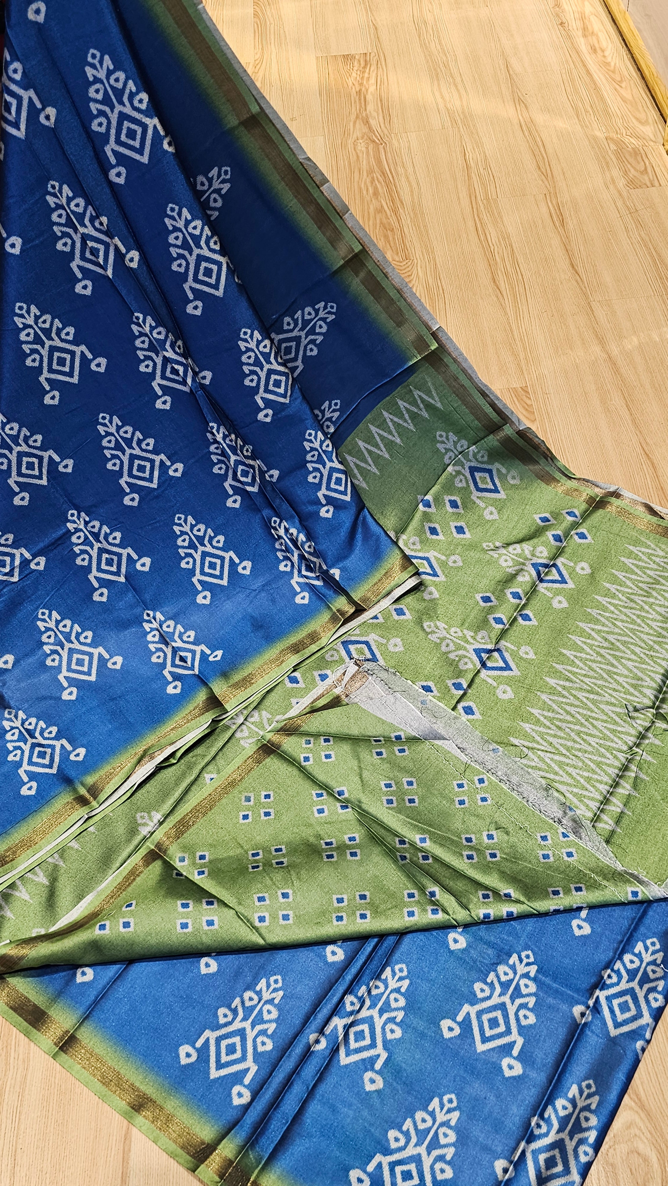Premium Blue & Green Maheshwari Silk Saree | NAANAL